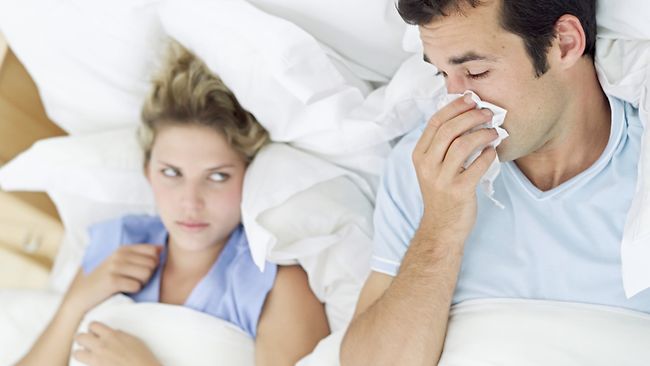 Simptomi prehlade i gripe - curenje iz nosa - visoka temperatura